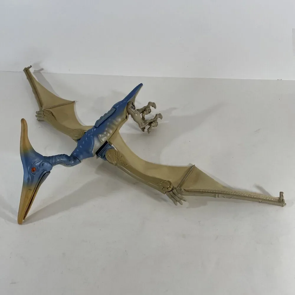VTG 1997 Jurassic Park Lost World Giant Pteranodon Steel Beak JP22